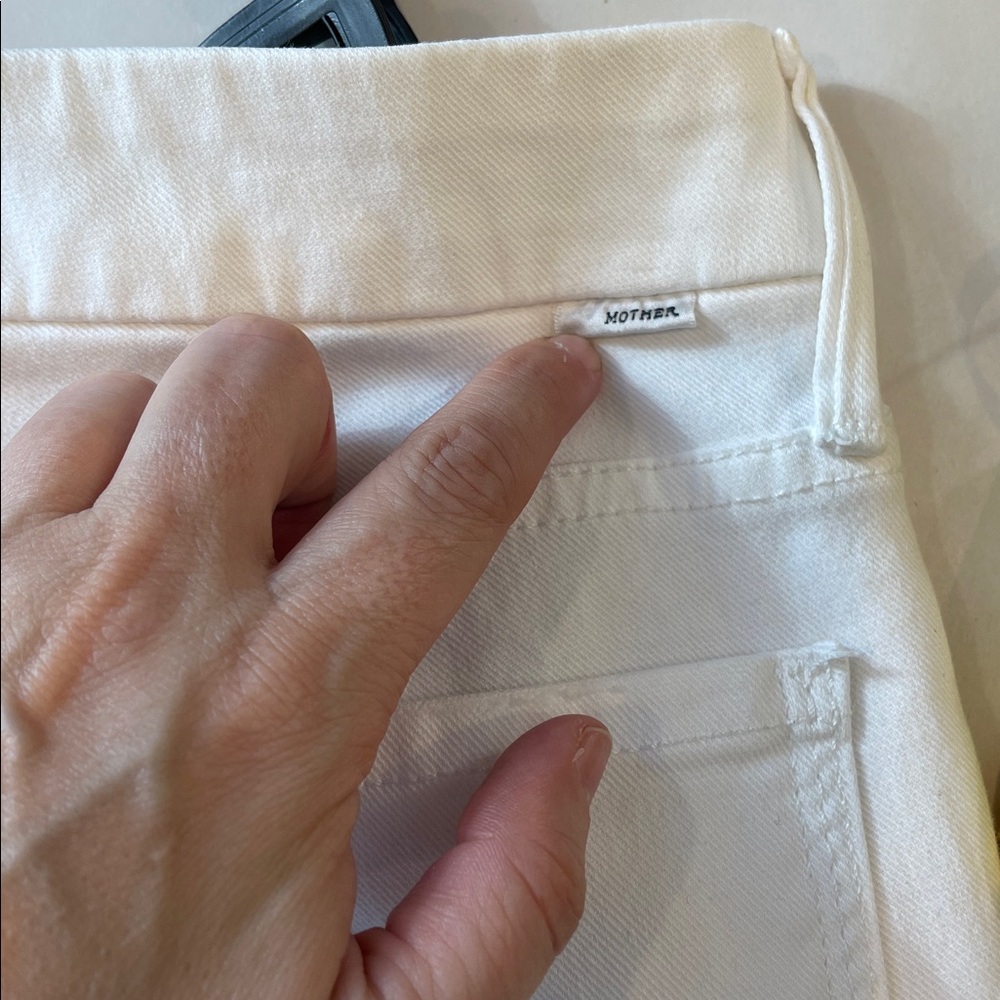MOTHER The Looker Crop Jeans Glass Slipper Wash White Denim Size 27 High Waist - Picture 4 of 7